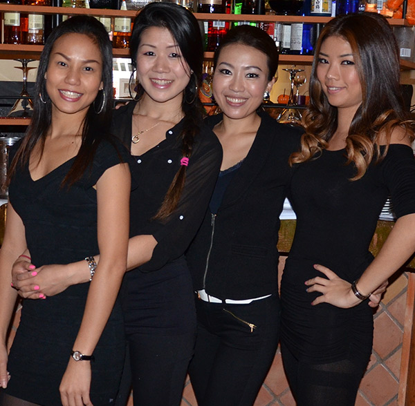 Simply Thai staff